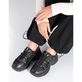 Mustat lenkkarit paksulla pohjalla 2