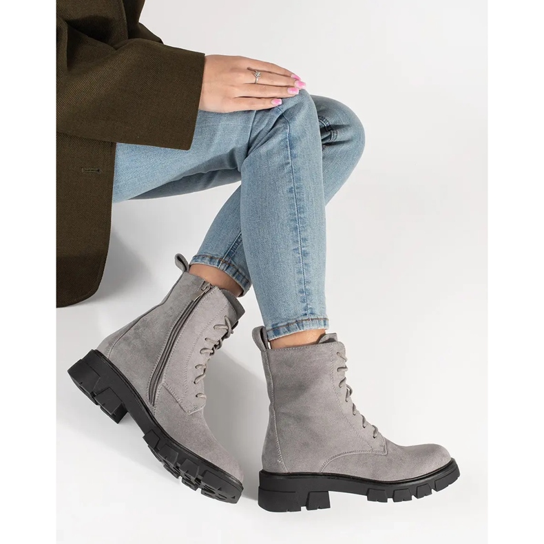 Seastar Harmaat naisten työntekijät 2