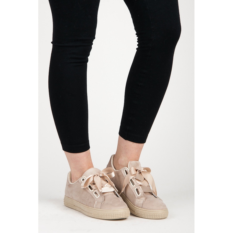 Nauhalla sidotut mokkanahkaiset tennarit ruskea 2