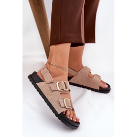 Naisten sandaalit, joissa on beige -soljet 7