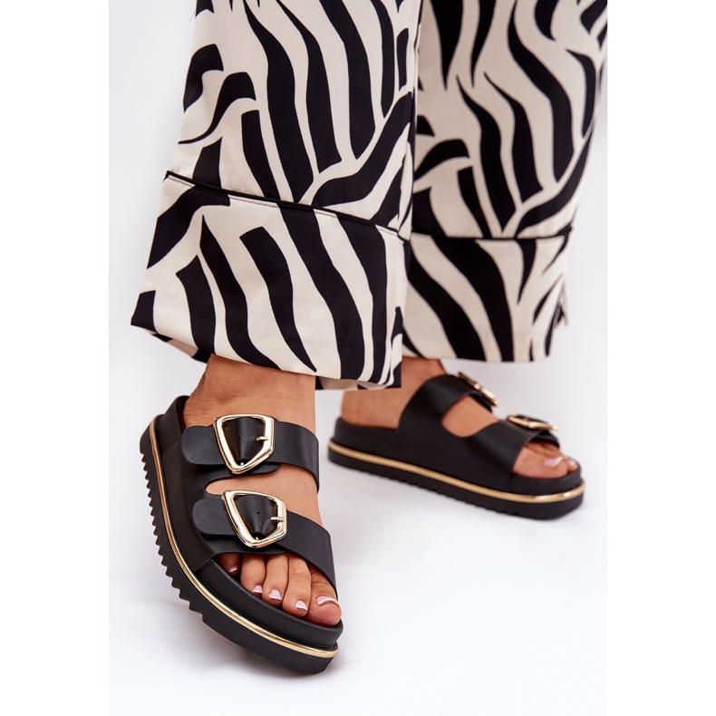 Naisten flip flops lavalla kultaiset puristimet mustat 2