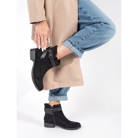 Naisten mustat mokkanahkanilkkurit koristeellisella hihnalla 1