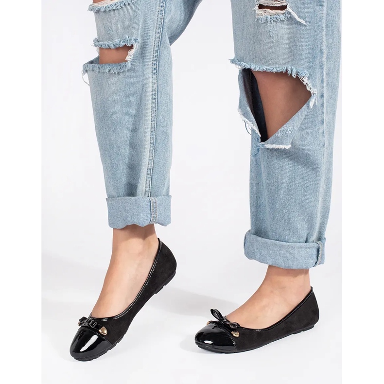 Mustat litteät balettiasut 2