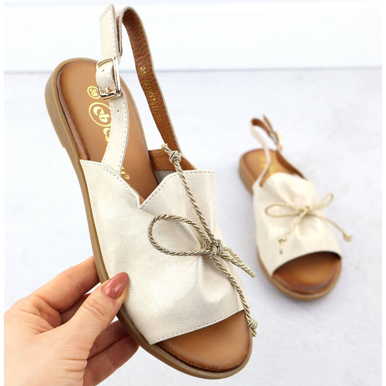 Cambell Naisten nahka sandaalit Camell SZ00657 kultainen 1