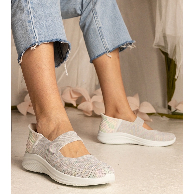 Värikkäitä naisten lenkkarit puristetulla pohjalla monivärinen 1