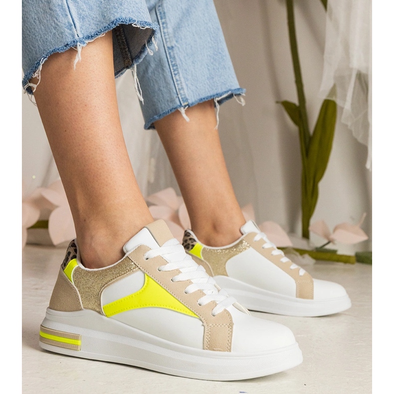 Valkoisten naisten lenkkarit lisäämällä kimaltelua ja leopardia valkoinen 1