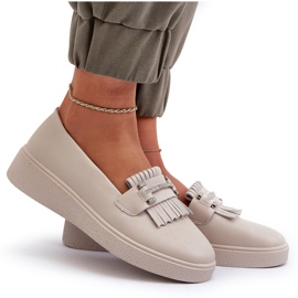 S.Barski Kevyet naisten nahkapesät beige -alustalla S. Barski LR590 reunoilla 6