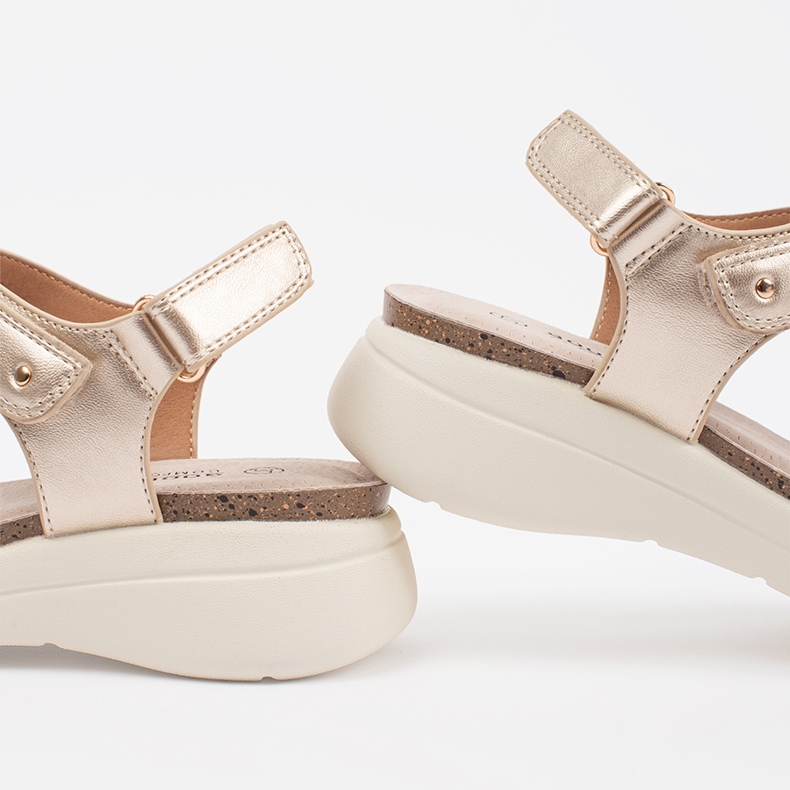 Goodin Mukavat naisten kultaiset sandaalit kultainen 1