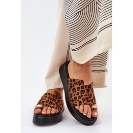 Naisten flip flops lavalla ja matalat kiilat koristeellisilla yksityiskohdilla ruskeat leopardit 3