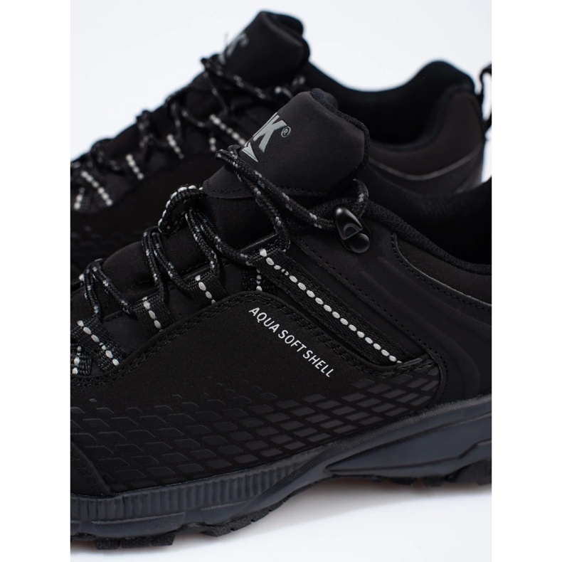 DK Miesten mustat vaelluskengät 1