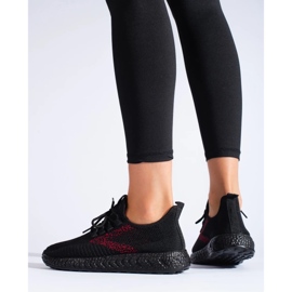 Urheilukengät musta 1