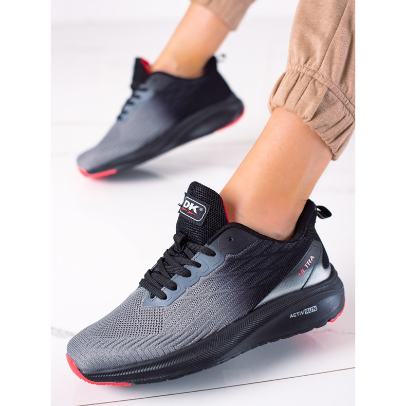 DK Kevyet urheilukengät musta 1