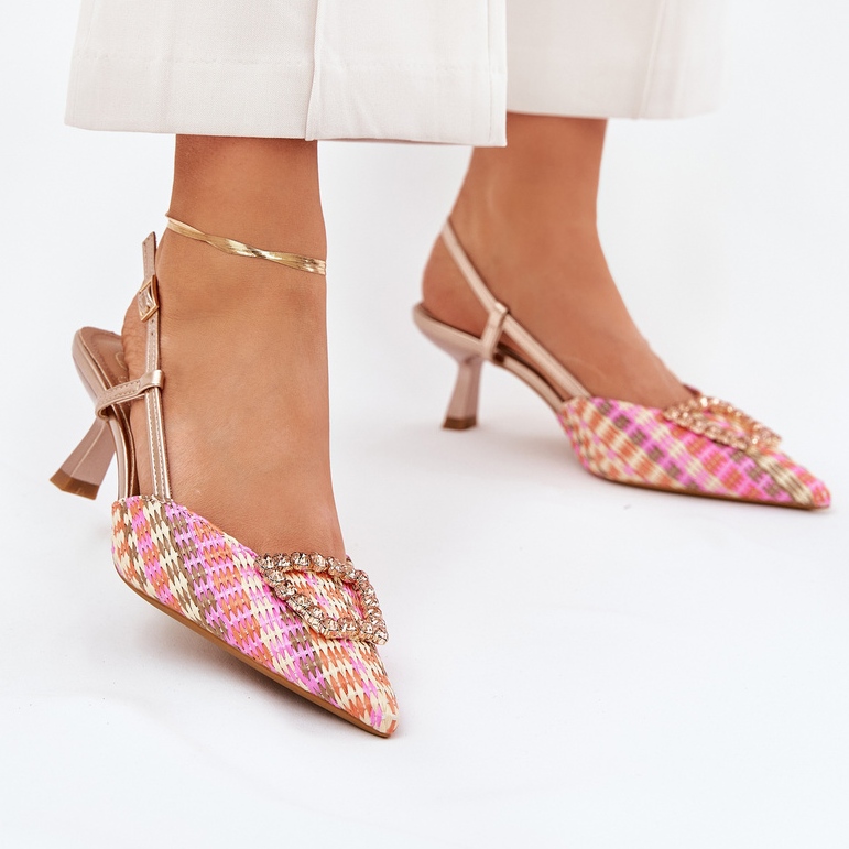 Korkokengät koristeella ja vanhentuneella samppanjakannalla monivärinen 2