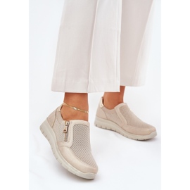 Naisten kengät lavalla kultaisen linnan kanssa kultainen 2