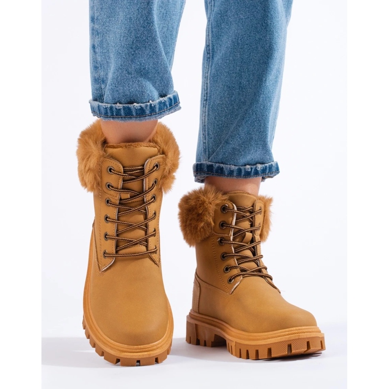 Ruskeat naisten saappaat turkisella 1