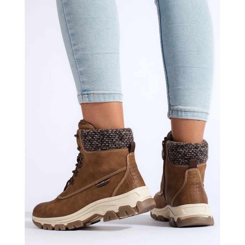 Ruskeat naisten alustasaappaat 1