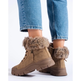 Naisten ruskeat vaelluskengät turkisella beige 1