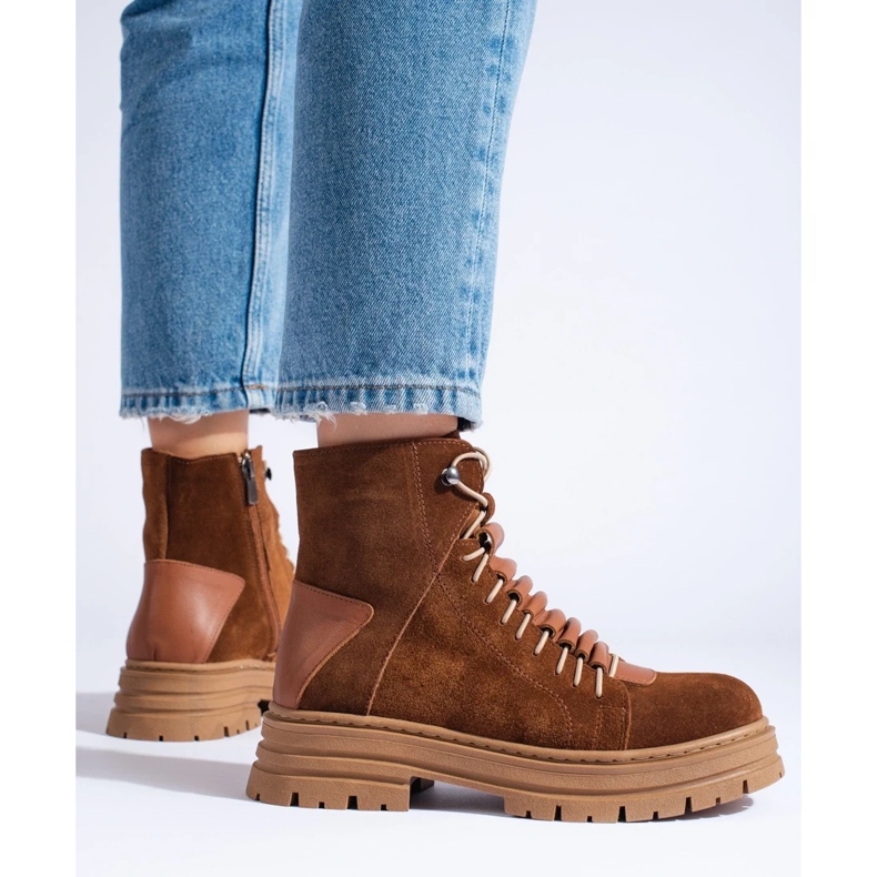 Ruskeat nahkasaappaat 1