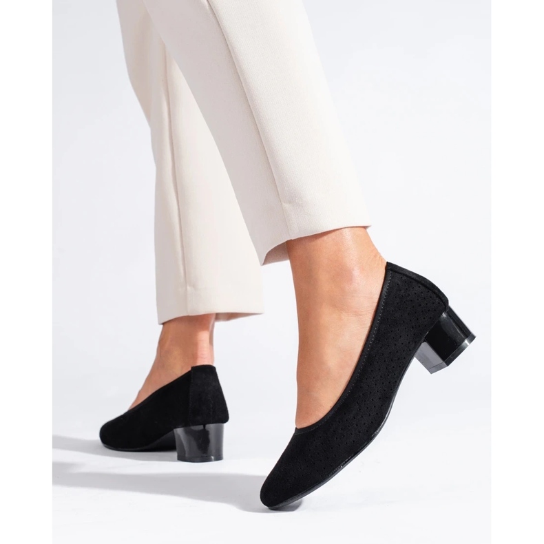 W. Potocki Naisten mustat harjakattoiset pumput Potocki 1