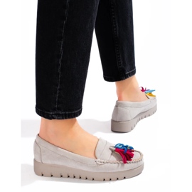 W. Potocki Potockin harmaat mokkanahkaiset boho-loaferit hapsuilla 1