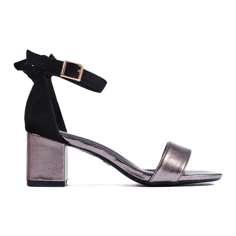 W. Potocki Potockin mustat ja hopeiset sandaalit rusetilla 2