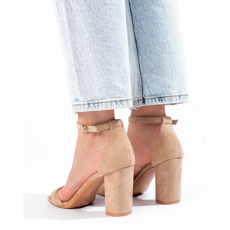 Shelovet beige-mokkanahkasandaalit 2