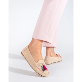 Shelovetin beige-mokkanahkaiset boho-loaferit tupsuilla 1