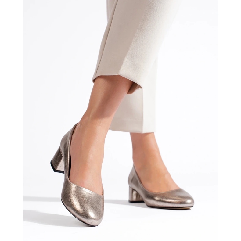 Naisten matalakorkoiset pumput, tummaa kultaa kultainen 1