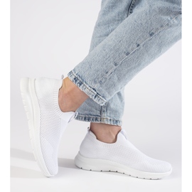 Valkoiset urheilukengät valkoinen 2