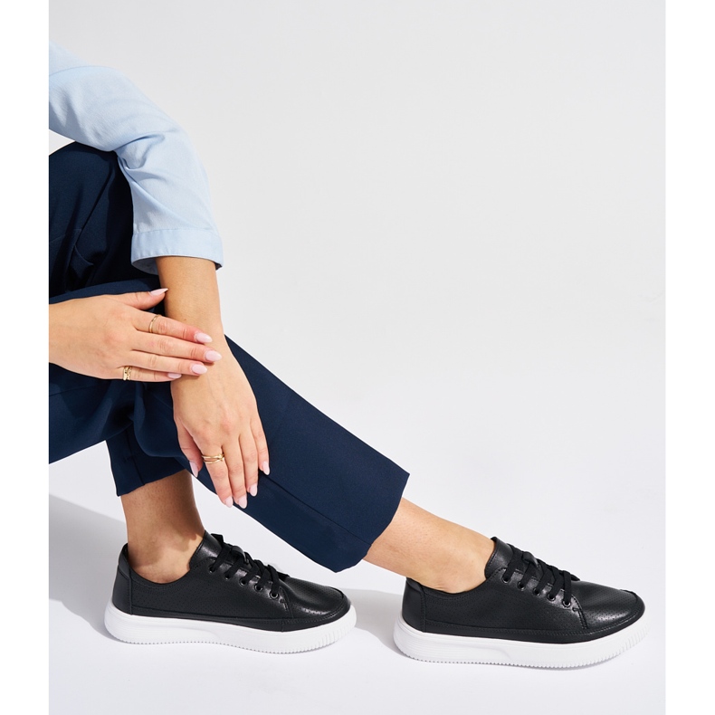 Sergio Leonen nahkaiset harjakattoiset mustat tennarit 1