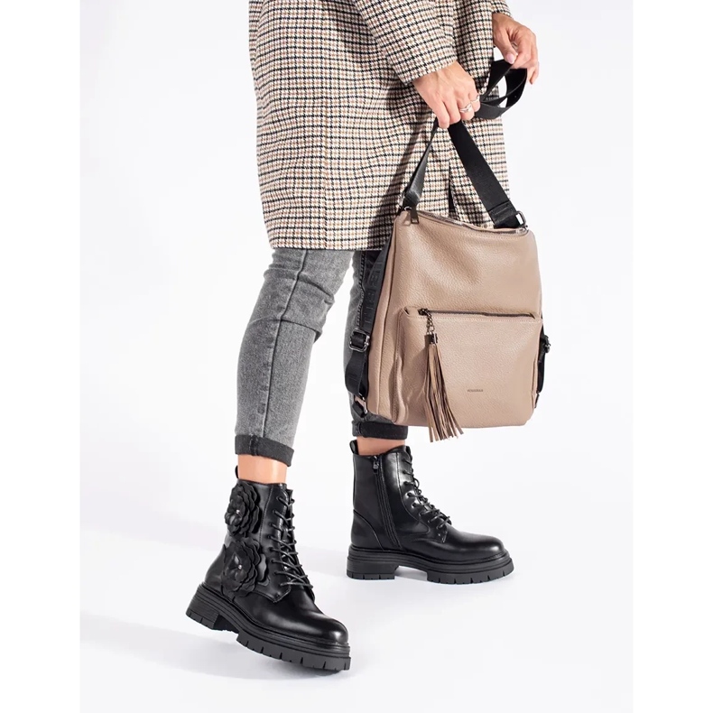 Seastar Mustat eristetyt kukkasaappaat 1