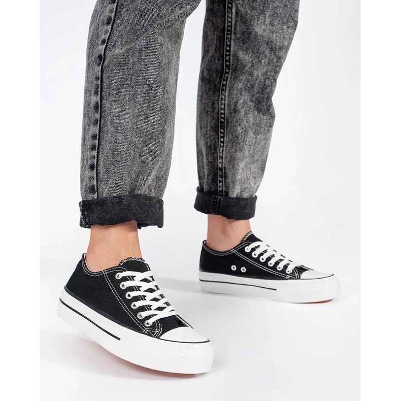 Seastar Mustat klassiset naisten nauhalliset tennarit alustalla 1