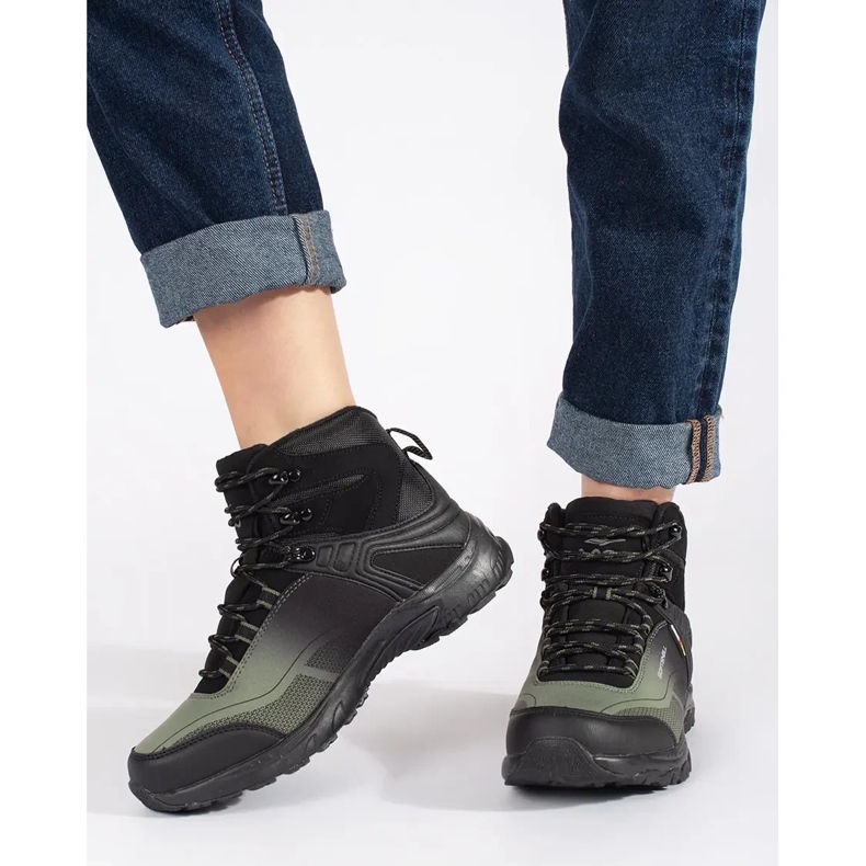 Vico Mustat ja vihreät vaelluskengät 2