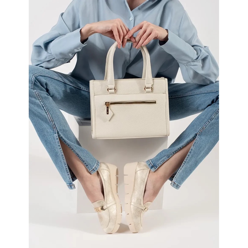 Goodin Kultaiset kiilan mokkasiinit ketjulla kultainen 1