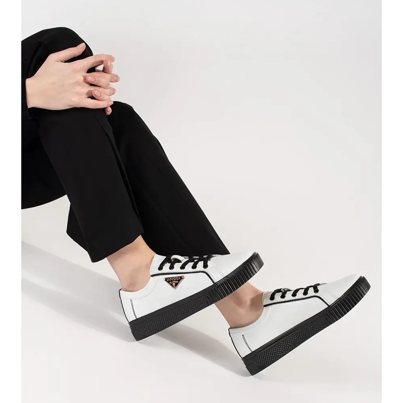 Goodin Nahkavalkoiset ja mustat lenkkarit paksulla pohjalla valkoinen 1