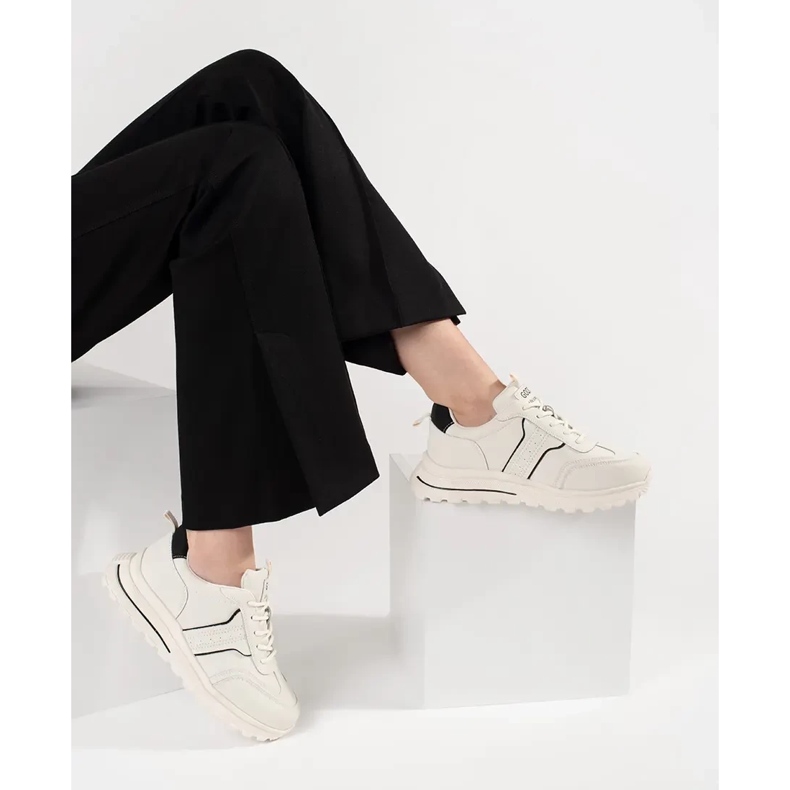 Goodin Nahkaurheilukengät paksulla pohjalla valkoinen 1