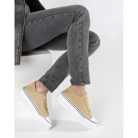 Naisten beigenväriset tennarit, joissa paksu pohja 2