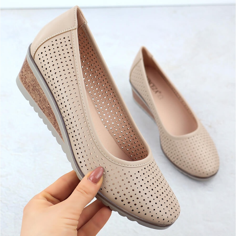 Naisten pumput Openwork Shoes Beige Vinceza 58461 1