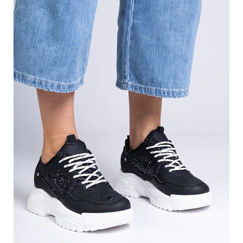 Mustat naisten lenkkarit kimaltelevilla inserteillä 2