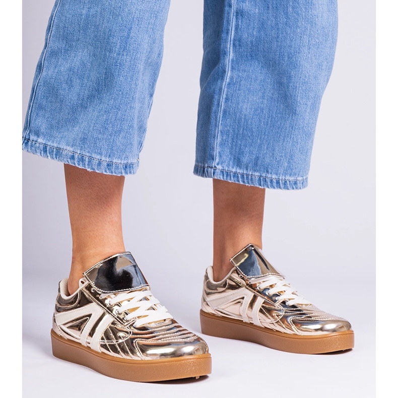 Kultaiset lenkkarit lakatut lenkkarit kultainen 1