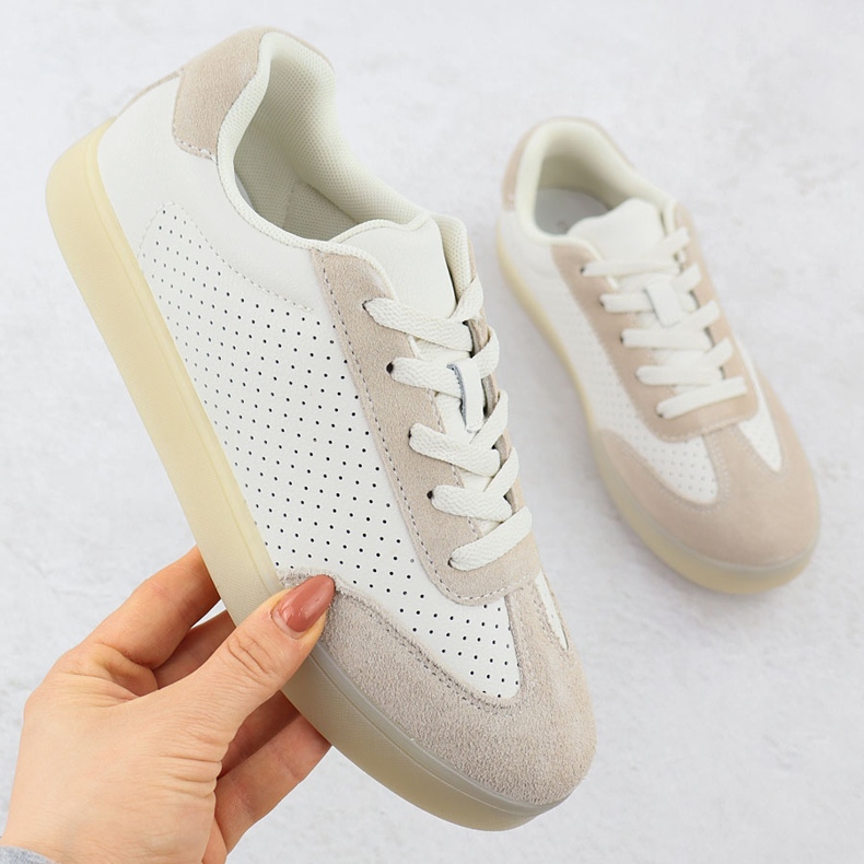 Naisten nahkaurheilukengät täydellisesti beige Sergio Leone SP-118 1