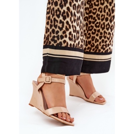 Maalattu naisten sandaalit alaston kiiloille beige 2