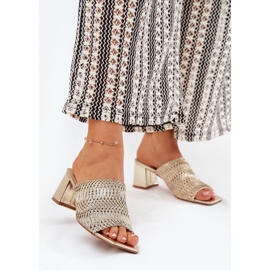 Naisten flip flops kultaisten korkojen kanssa kultainen 2