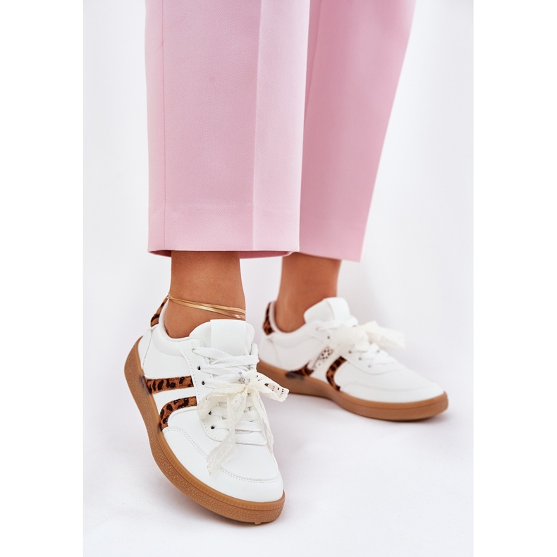 Matalat naisten lenkkarit, joissa on pitsi valkoinen leopardipainatus 2