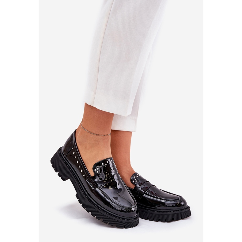 Naisten leveät lakatut mustalla koristeella 1