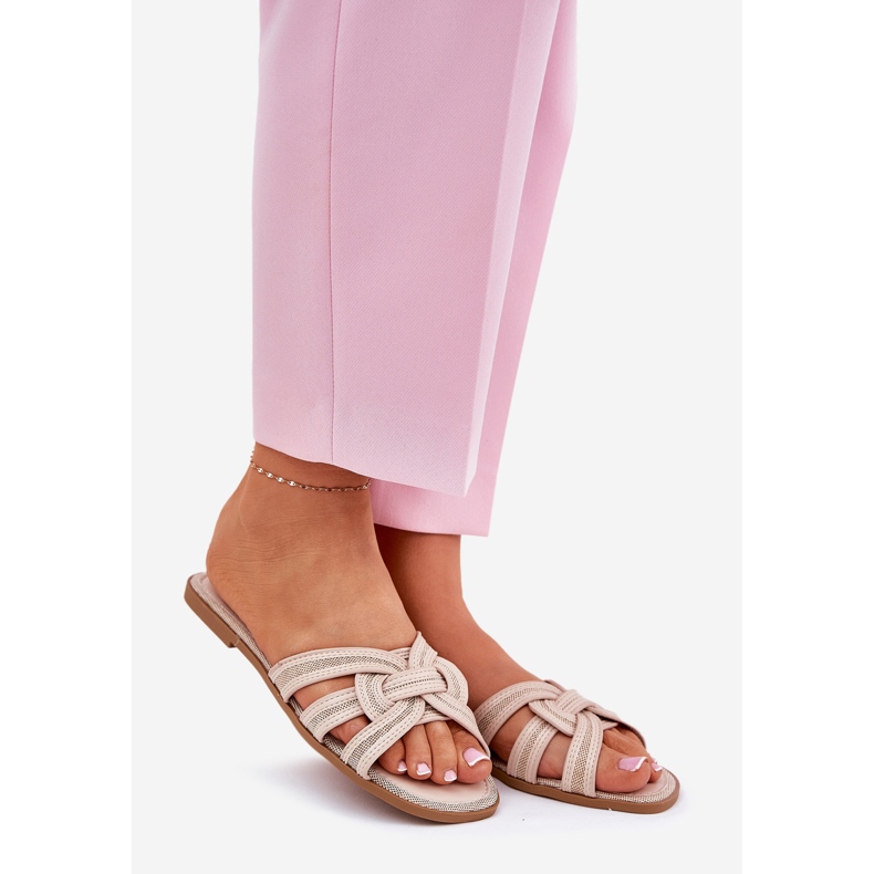 Litteät naisten flopsit, joissa on beige ylivoimaisia ​​raitoja 1