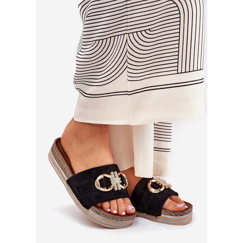 Naisten läppä musta 1