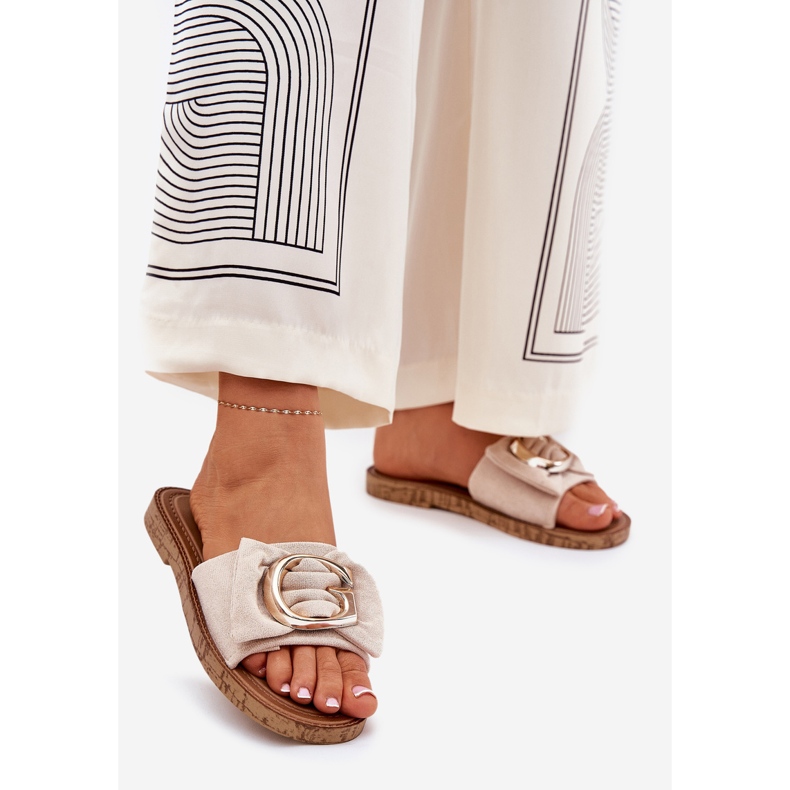 Litteät naisten flopsit koristeellisilla yksityiskohdilla beige 1