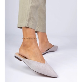 Ekozamszu -valmistetut tyylikkäät harmaat flip flopsit 1