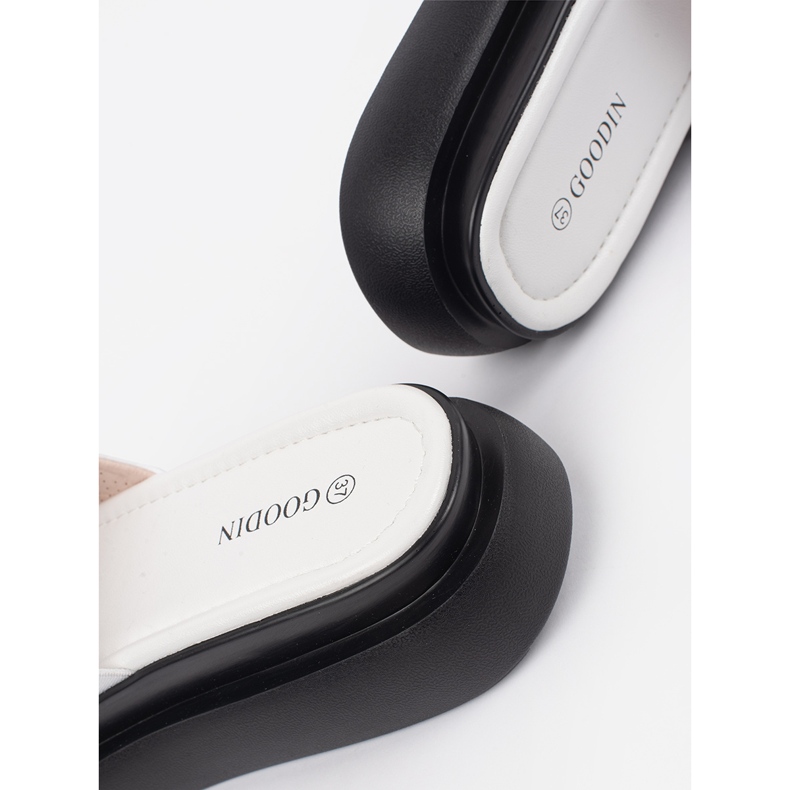 Goodin Valkoinen ja valkoinen mukava flip flops lavalla 2